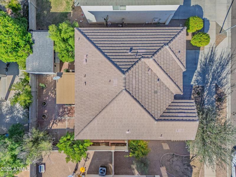 36-web-or-mls-2524 S 89th Lane-36