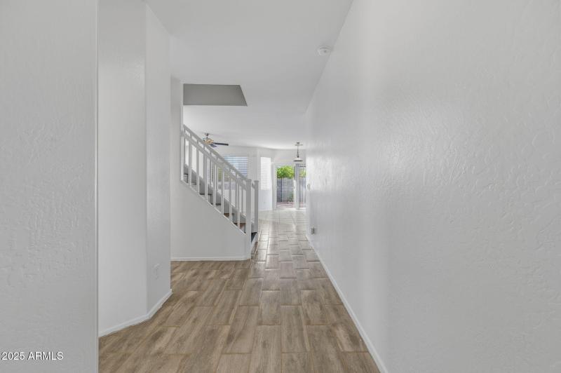 7-web-or-mls-2524 S 89th Lane-7