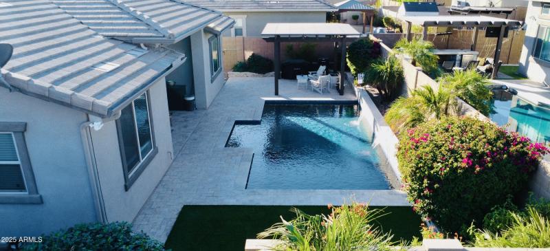 Raised Water Feature!