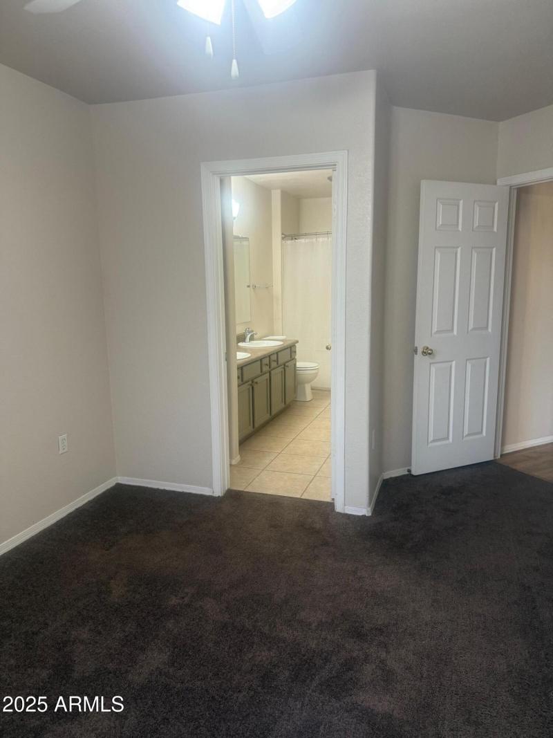 2071 Hawthorne Master Bedroom and Master