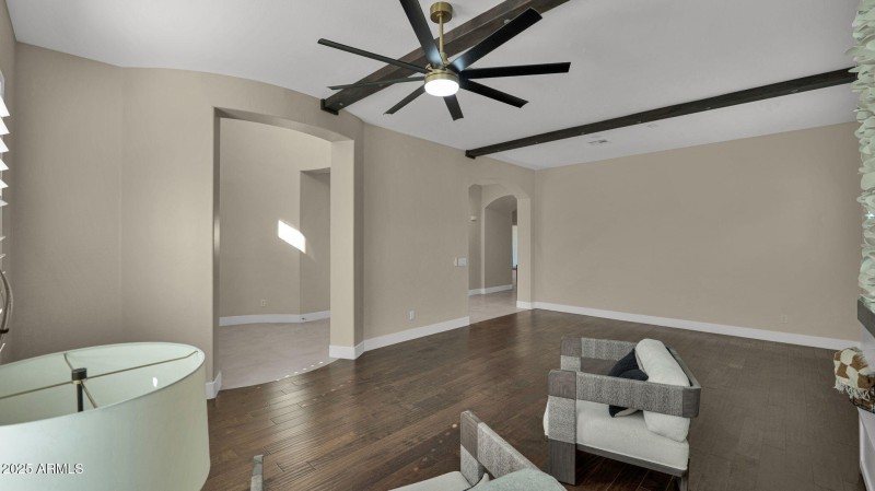 29-web-or-mls-P1276386