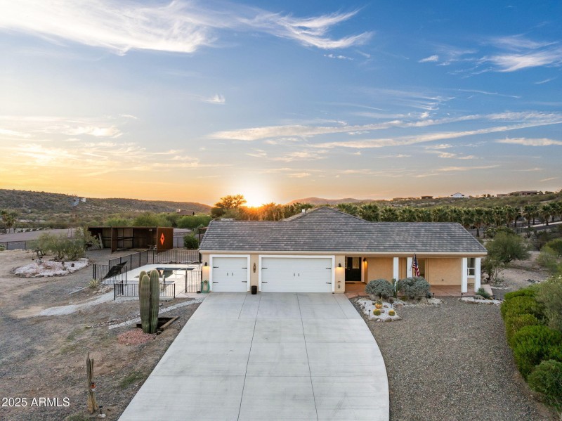 4045 Black Mountain Rd