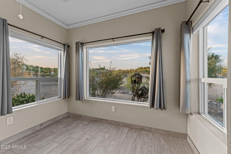 4045 Black Mountain Rd