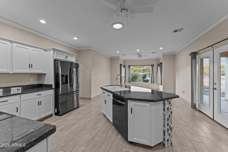 4045 Black Mountain Rd