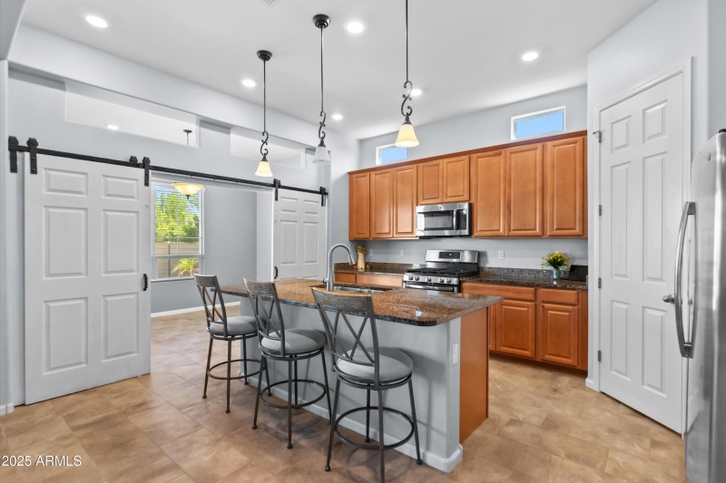 07-20251108-DSC09375