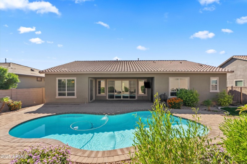 42-20251108-DSC09339