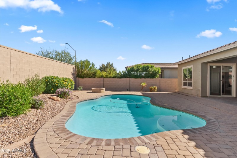 46-20251108-DSC09351