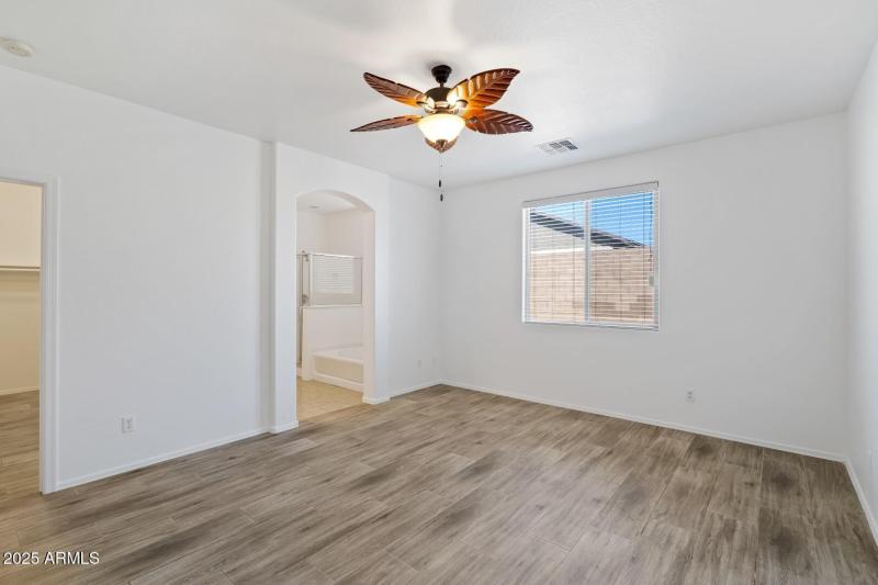 2 Interiors-14 (Large)