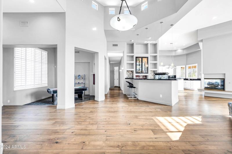 8400 E Dixileta Dr-10