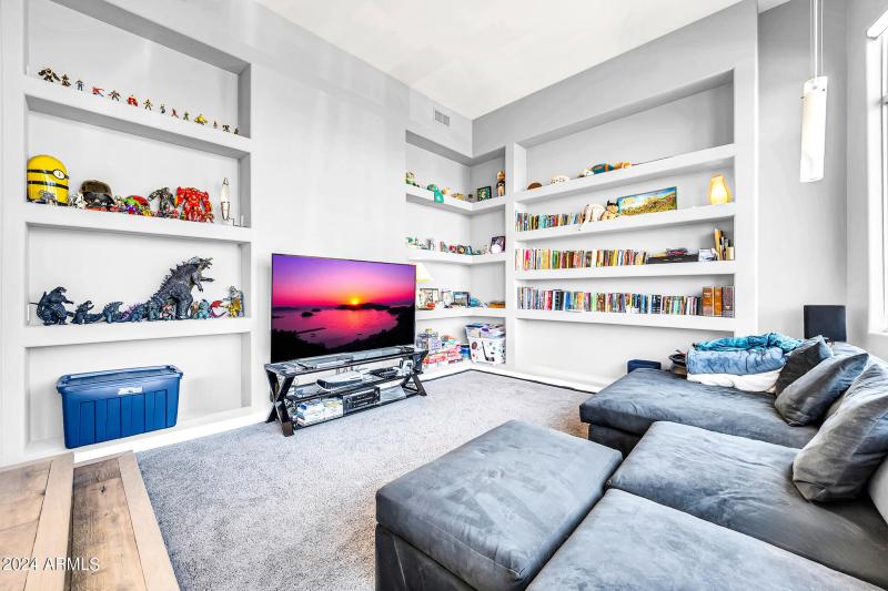 8400 E Dixileta Dr-25