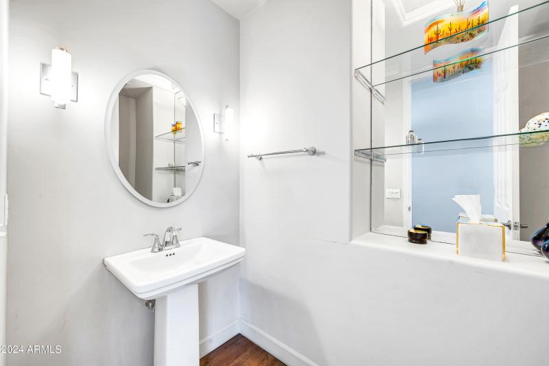 8400 E Dixileta Dr-46