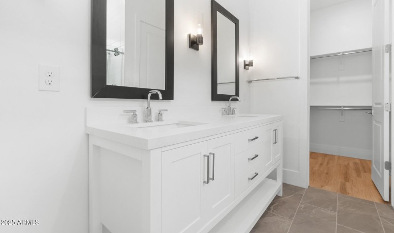 FSVV Villas Lot #70 Primary Bath (2) (La