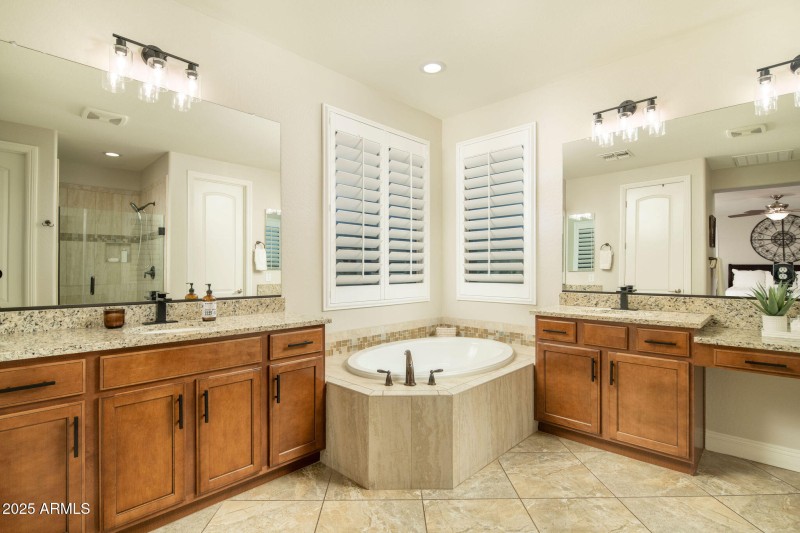 Primary Suite Bathroom