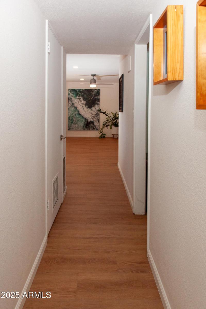 1326EarllDr-Interior-015-web