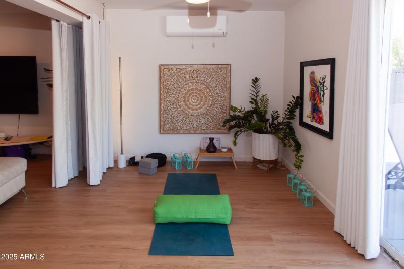 1326EarllDr-Interior-024-web