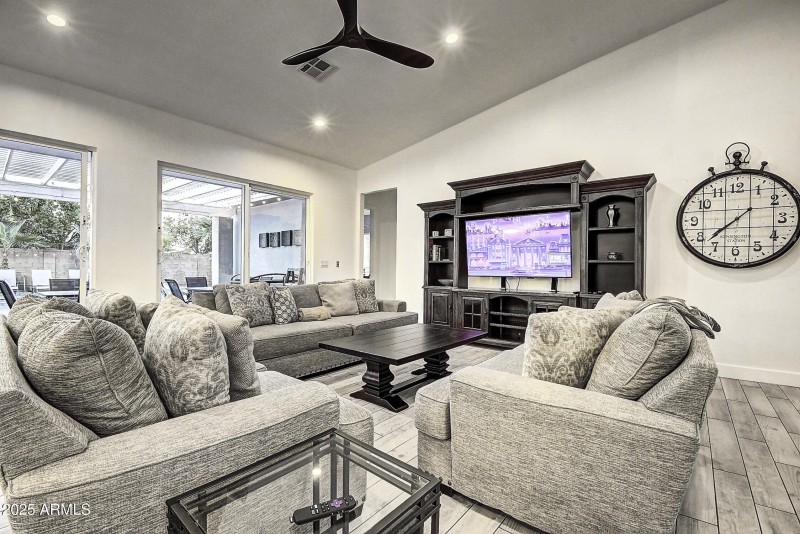 4095 E Nisbet Rd (2)