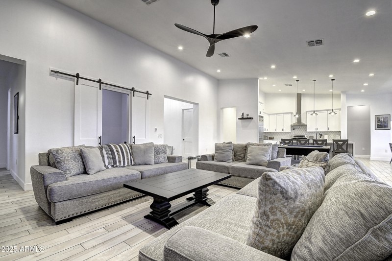 4095 E Nisbet Rd (4)