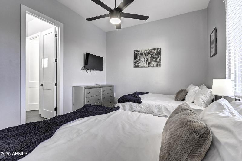 4095 E Nisbet Rd (30)