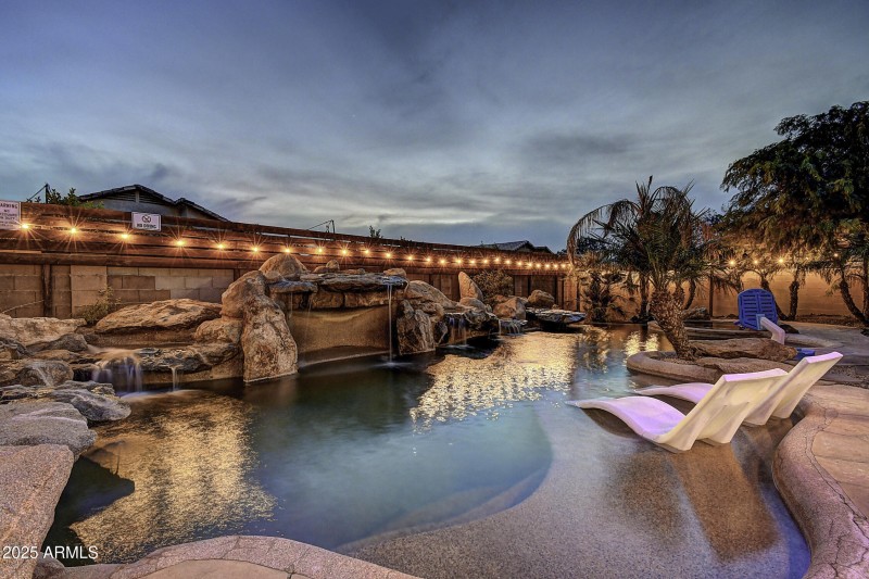 4101 E Nisbet Rd (60)