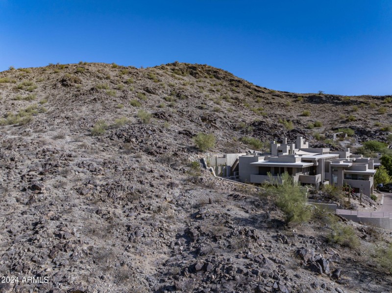 25-web-or-mls-DJI_20241020093216_0300_D