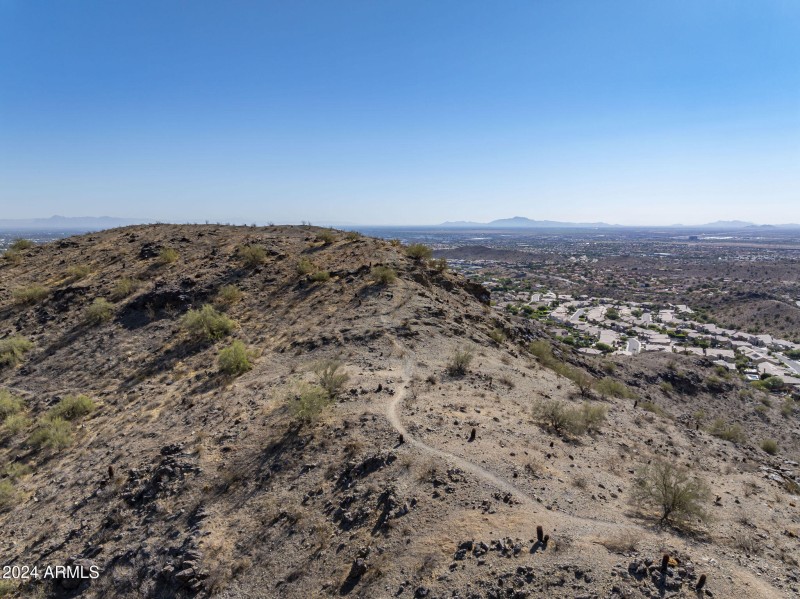 35-web-or-mls-DJI_20241020095922_0316_D