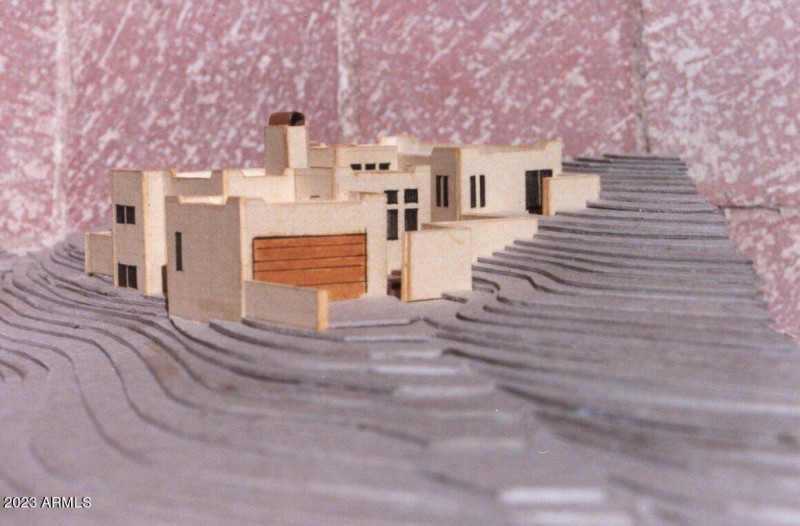 Carriage Scale Model 6