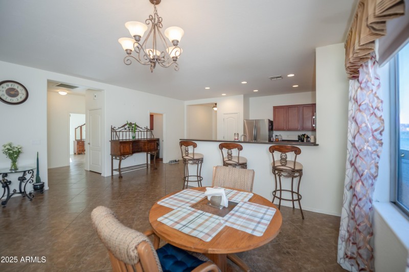 Kitchen & Dining Area