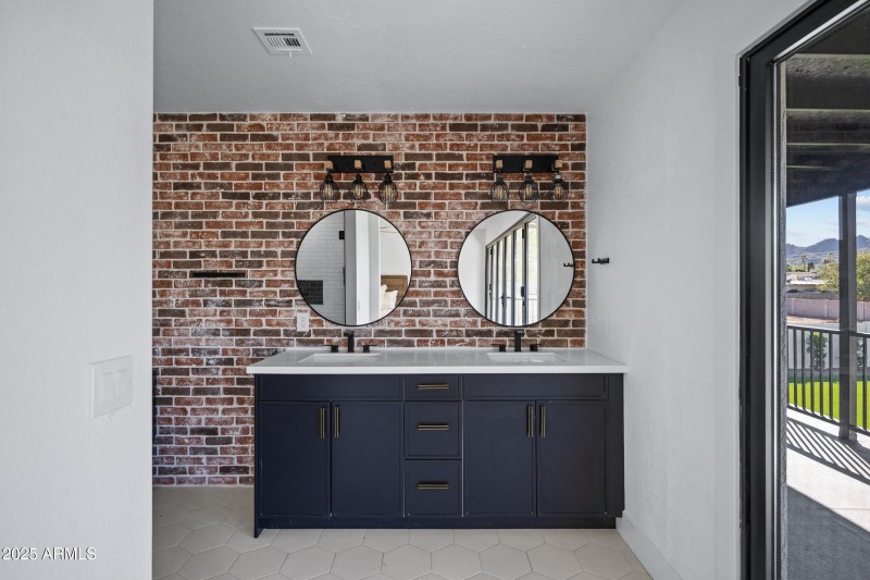 11442 N Bancroft Dr-25