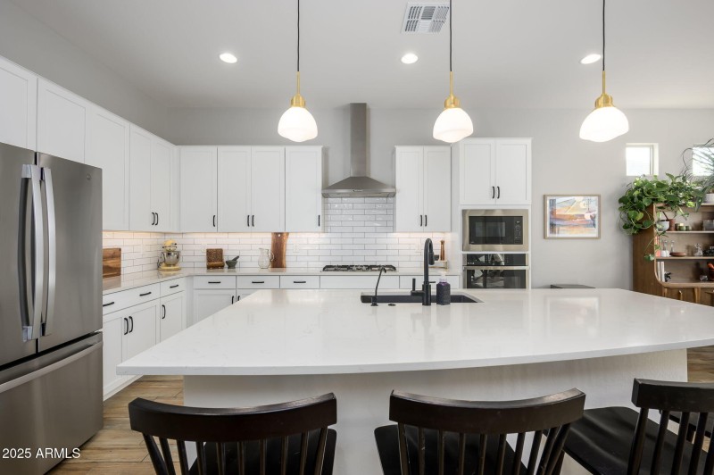 2-web-or-mls-Chevelon-10