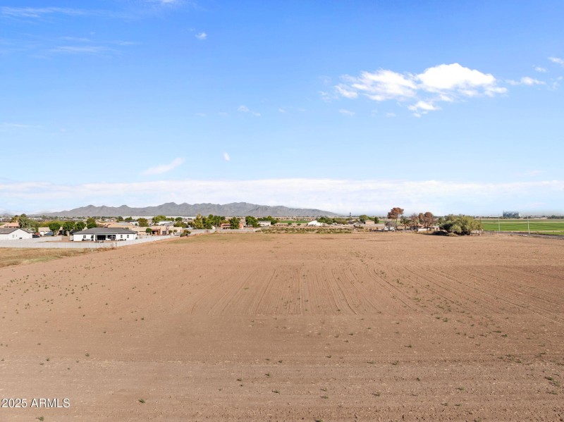 10-web-or-mls-DJI_20251110094111_0019_D