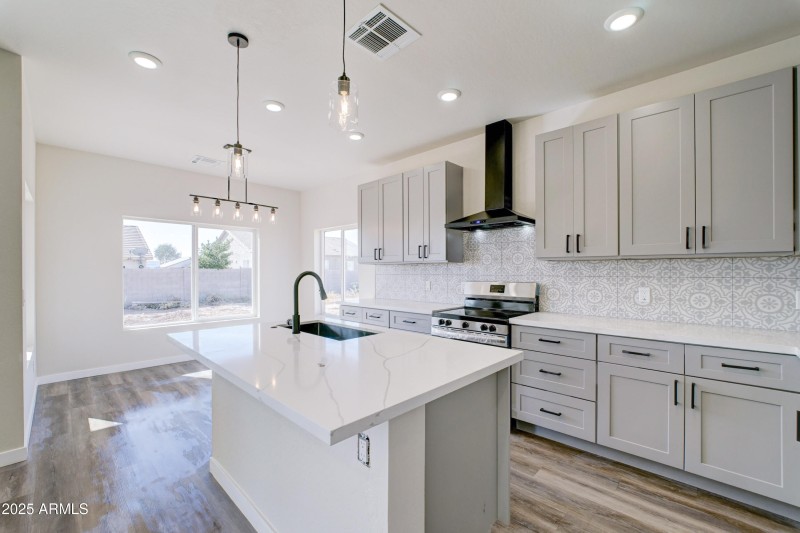 12503 W Cabrillo Dr-5