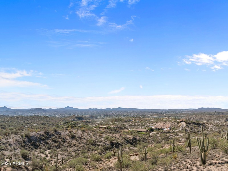 18-web-or-mls-DJI_20251111113857_0050_D