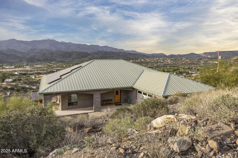 5-web-or-mls-D46A3170