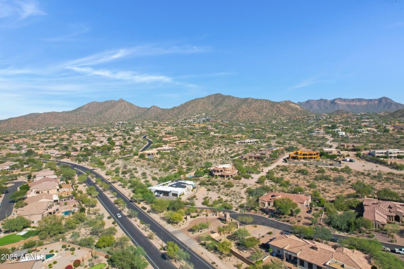 3545 N Ladera Cir-13