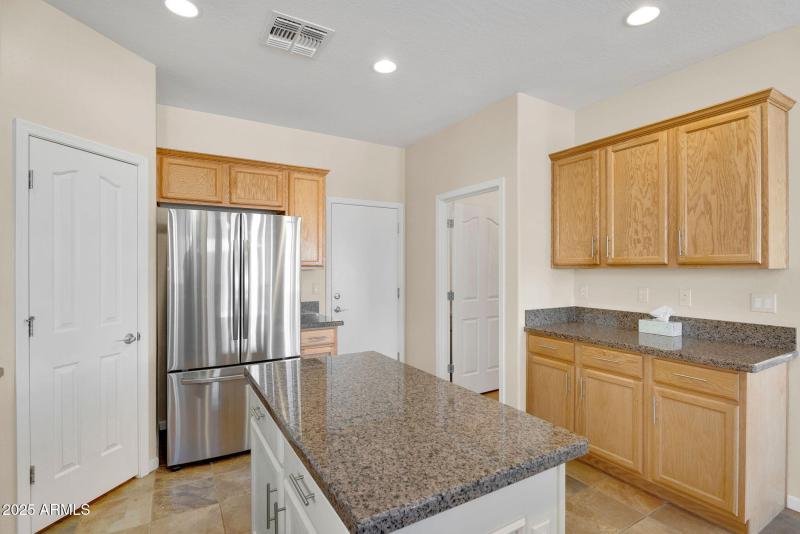 11-web-or-mls-3586 E Riopelle Ct-16