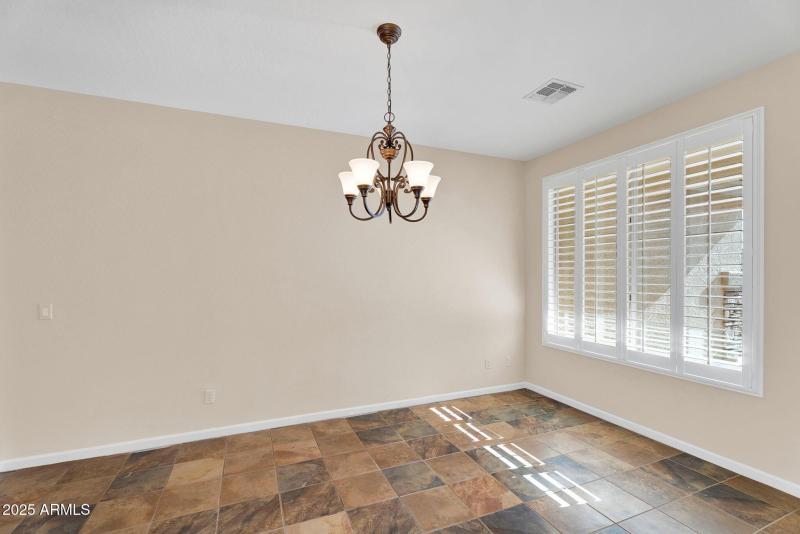 18-web-or-mls-3586 E Riopelle Ct-4