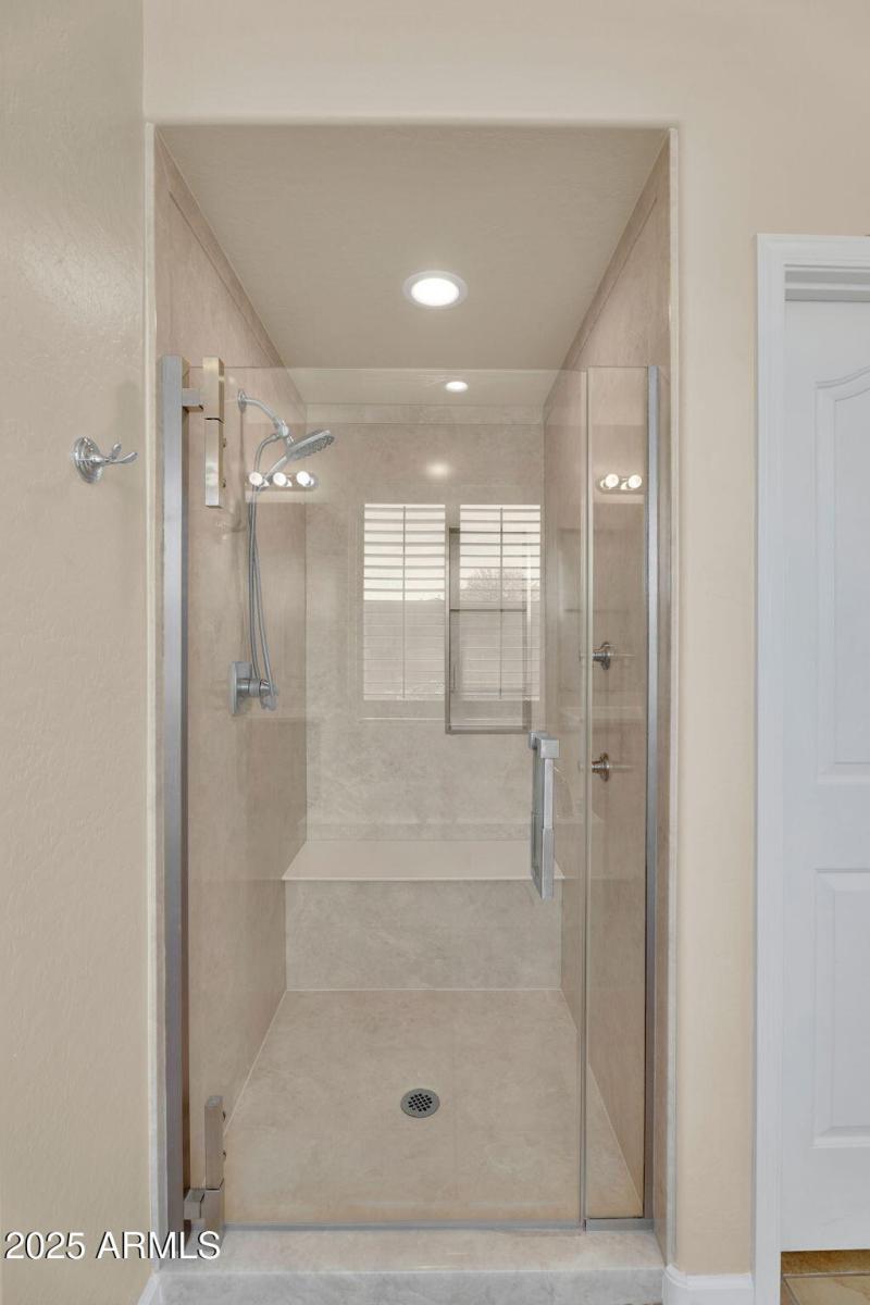 25-web-or-mls-3586 E Riopelle Ct-25