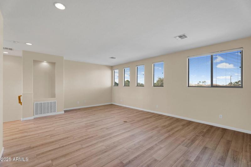 31-web-or-mls-3586 E Riopelle Ct-31