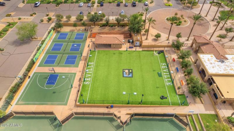 88-web-or-mls-Seville Community 16