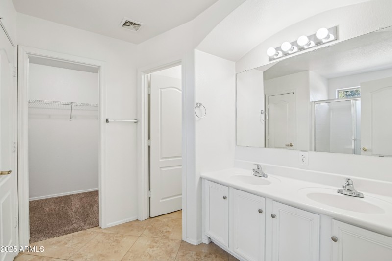 19-print-N Bobcat Way-S1311-019