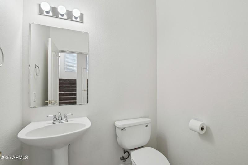 31-print-N Bobcat Way-S1311-031