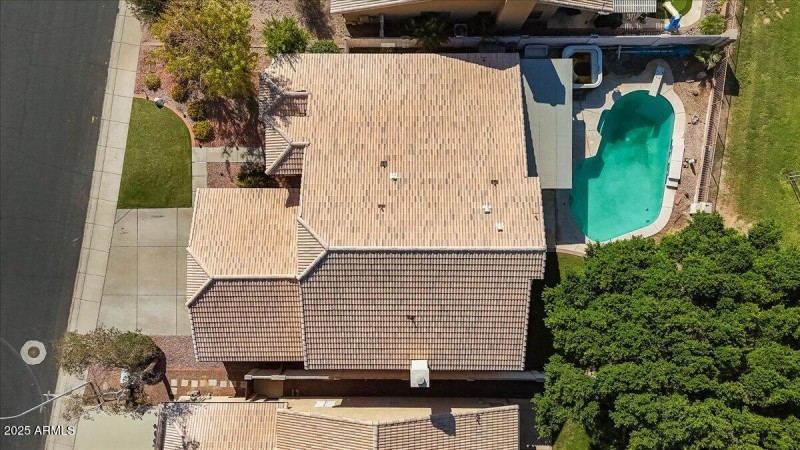 11-DJI_20251112105839_0148_D