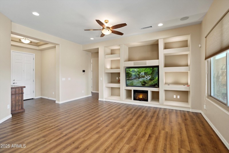 10-20493 N 264th Ave