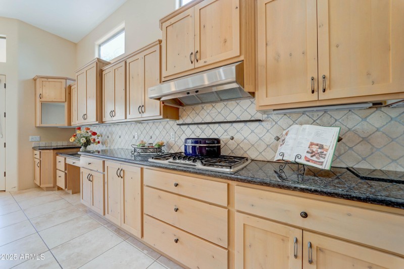 6841 E Quail Hideaway Ln-12