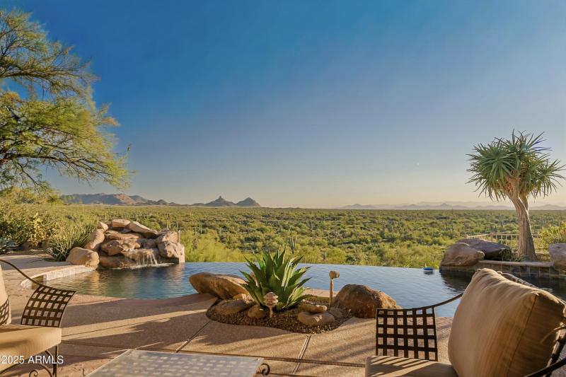 Jaw Dropping Valley Views