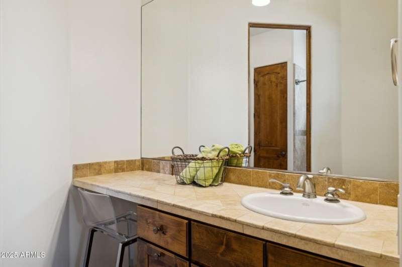 2nd floor shared bath