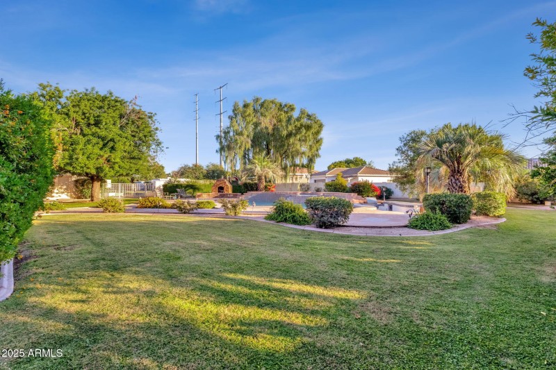 84-web-or-mls-1911-e-bruce-ave