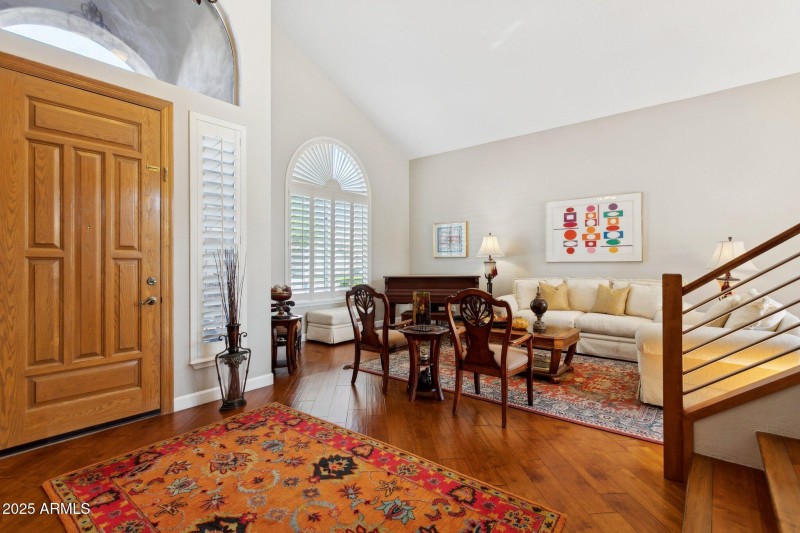 5-web-or-mls-4601-w-flint-st