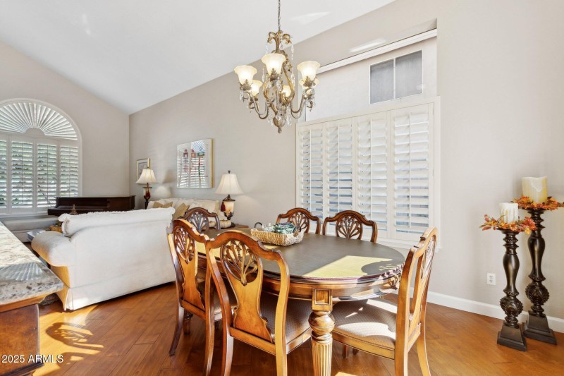 9-web-or-mls-4601-w-flint-st