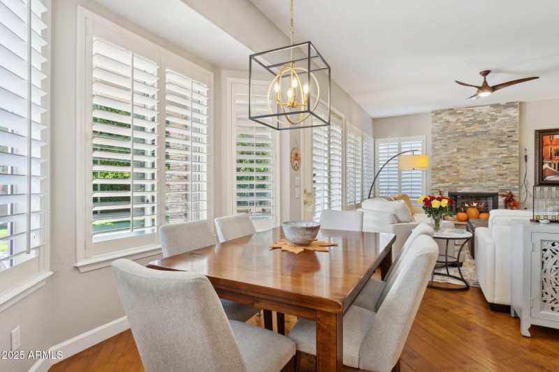 19-web-or-mls-4601-w-flint-st